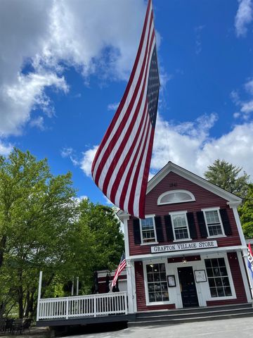 152 Main Street, Grafton, VT 05146