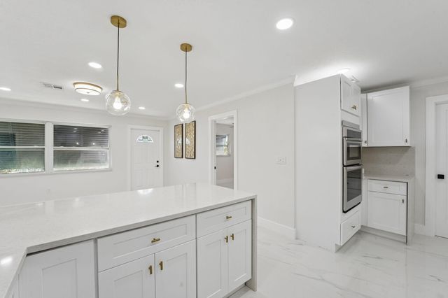 1527 Live Oak Drive, West Palm Beach, FL 33415