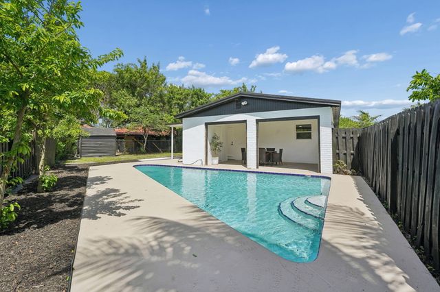 1527 Live Oak Drive, West Palm Beach, FL 33415