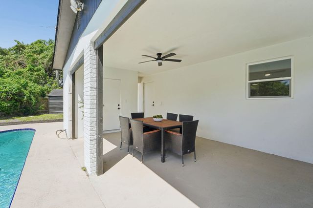 1527 Live Oak Drive, West Palm Beach, FL 33415