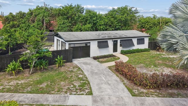 1527 Live Oak Drive, West Palm Beach, FL 33415