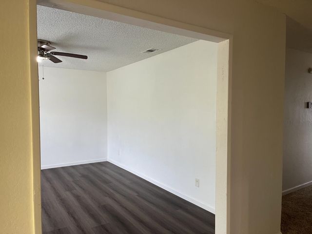 4529 N Warren Avenue, Fresno, CA 93705