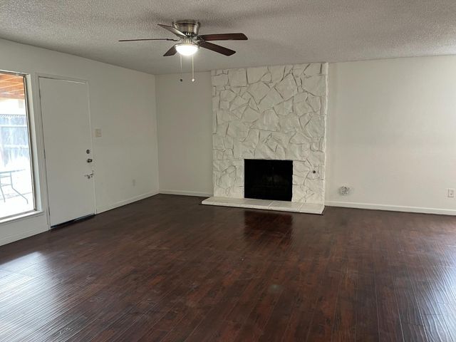 4529 N Warren Avenue, Fresno, CA 93705