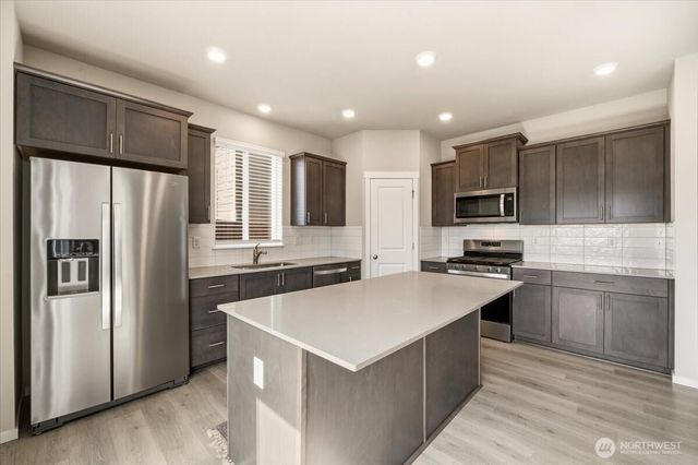 1106 SW Pendleton Way, Port Orchard, WA 98367