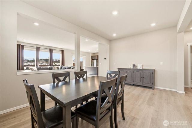 1106 SW Pendleton Way, Port Orchard, WA 98367