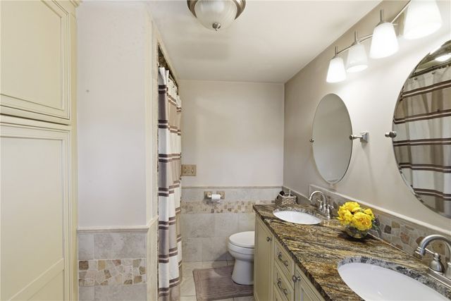 550 Algonquin Drive, Warwick, RI 02888