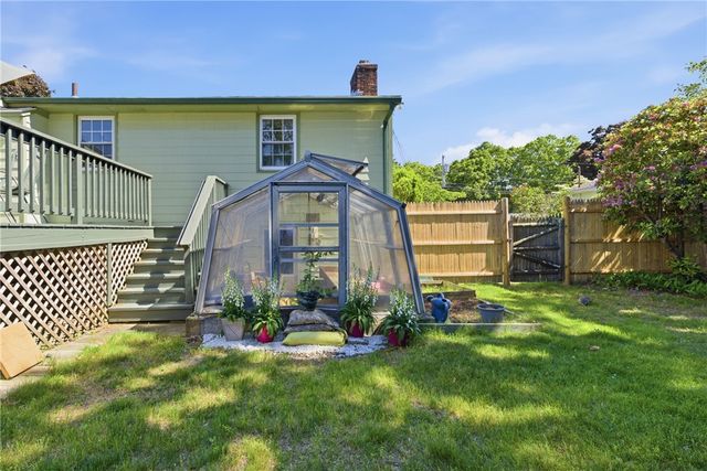 550 Algonquin Drive, Warwick, RI 02888