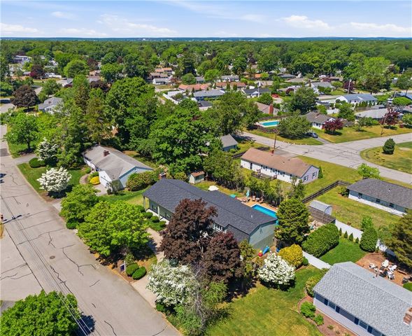 550 Algonquin Drive, Warwick, RI 02888