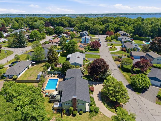 550 Algonquin Drive, Warwick, RI 02888