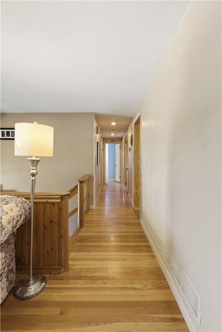 550 Algonquin Drive, Warwick, RI 02888