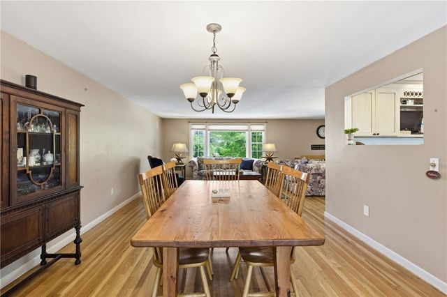 550 Algonquin Drive, Warwick, RI 02888