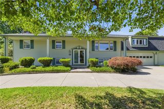 550 Algonquin Drive, Warwick, RI 02888