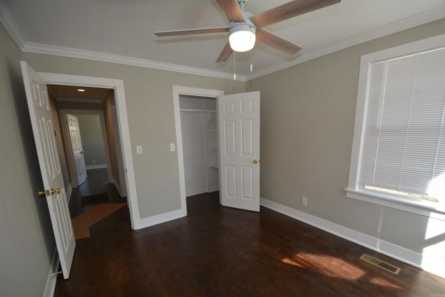 116 NICKELS Street, Hot Springs, AR 71913