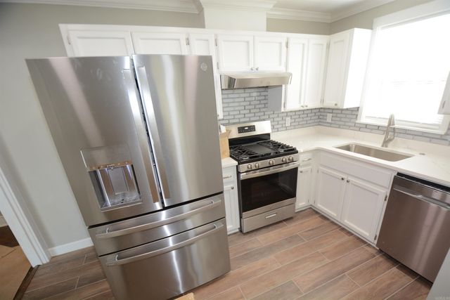 116 NICKELS Street, Hot Springs, AR 71913