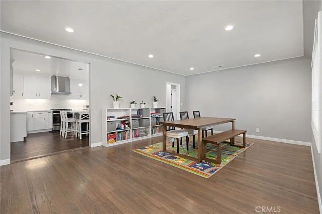 31 W Le Roy Avenue, Arcadia, CA 91007