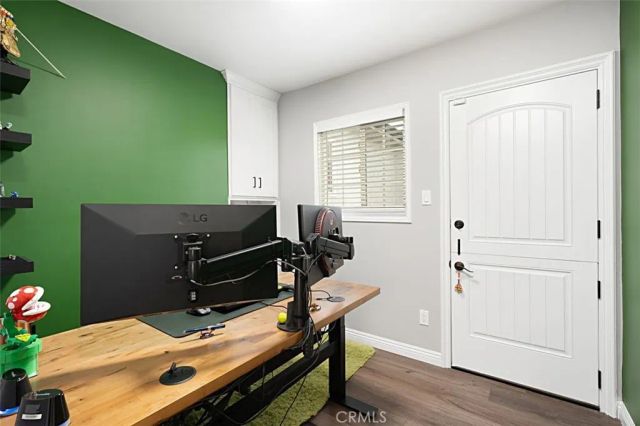 31 W Le Roy Avenue, Arcadia, CA 91007