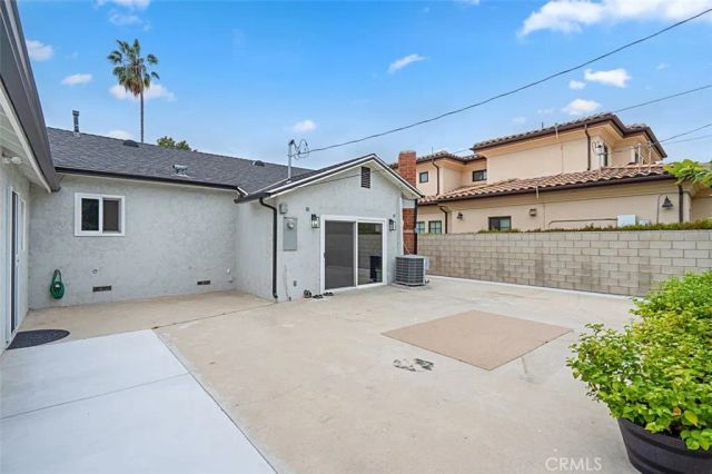 31 W Le Roy Avenue, Arcadia, CA 91007