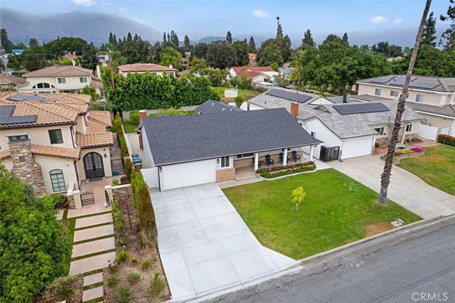 31 W Le Roy Avenue, Arcadia, CA 91007