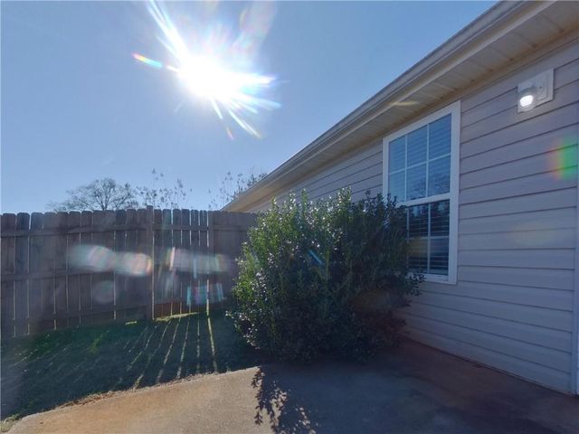 Address unavailable.