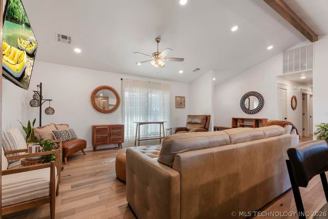 1420 Sumac Road, Grove, OK 74344