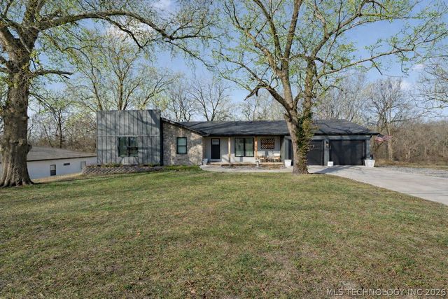 1420 Sumac Road, Grove, OK 74344