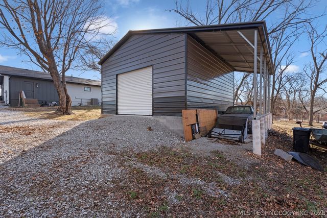 1420 Sumac Road, Grove, OK 74344