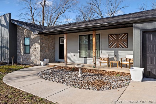 1420 Sumac Road, Grove, OK 74344