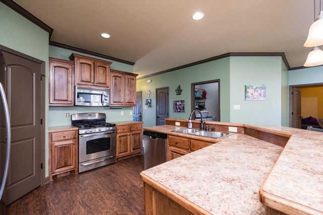 1204 Oxford Avenue, Benton, AR 72019