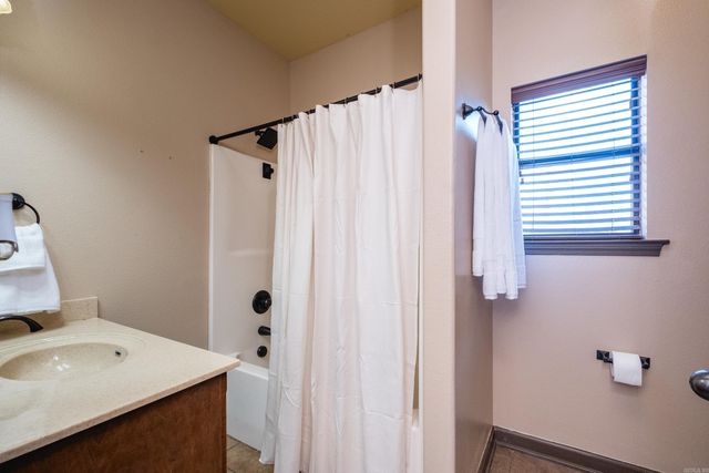 1204 Oxford Avenue, Benton, AR 72019