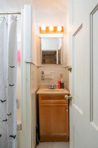 4085 N Water Road, Sanford, MI 48657