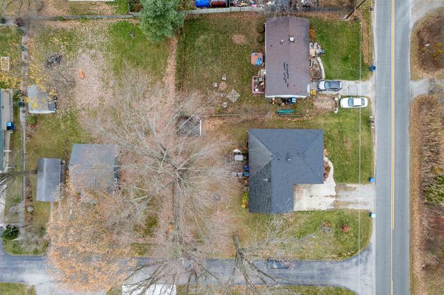 4085 N Water Road, Sanford, MI 48657