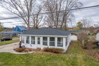 4085 N Water Road, Sanford, MI 48657