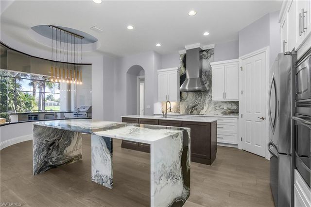 7420 Byrons WAY, Naples, FL 34113