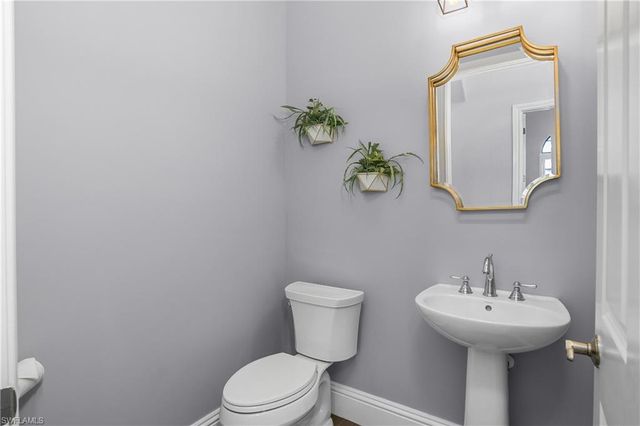 7420 Byrons WAY, Naples, FL 34113