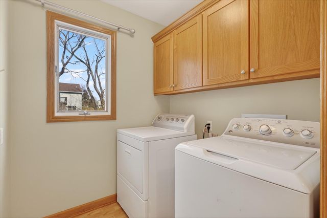 6723 Gran Via Drive NE, Rockford, MI 49341