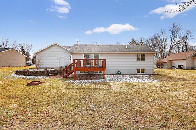 6723 Gran Via Drive NE, Rockford, MI 49341