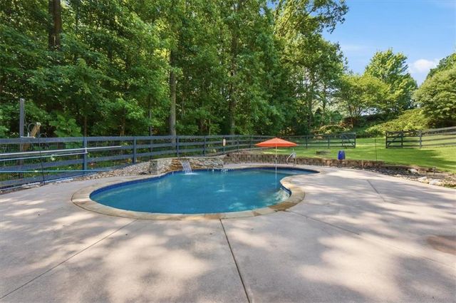 100 Copper Hills Drive, Canton, GA 30114