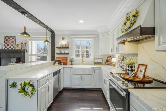 22 Poseidon Road, Rocky Point, NY 11778