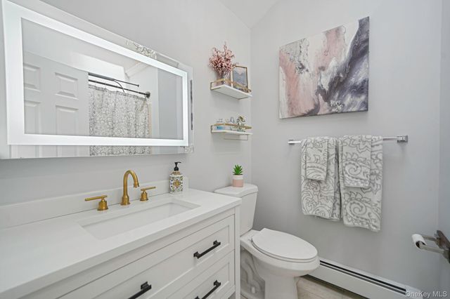 22 Poseidon Road, Rocky Point, NY 11778