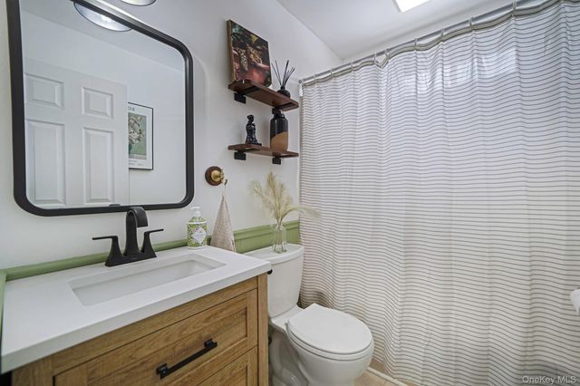 22 Poseidon Road, Rocky Point, NY 11778