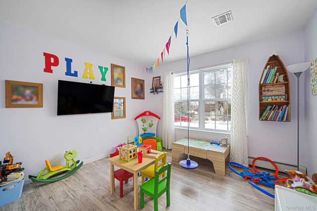 22 Poseidon Road, Rocky Point, NY 11778