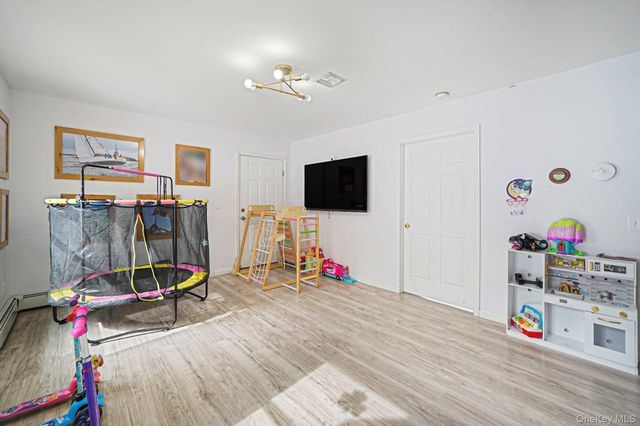 22 Poseidon Road, Rocky Point, NY 11778