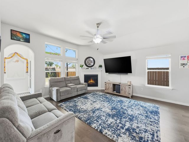 11841 Kynborrow Road, Fort Worth, TX 76052