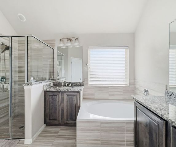 11841 Kynborrow Road, Fort Worth, TX 76052