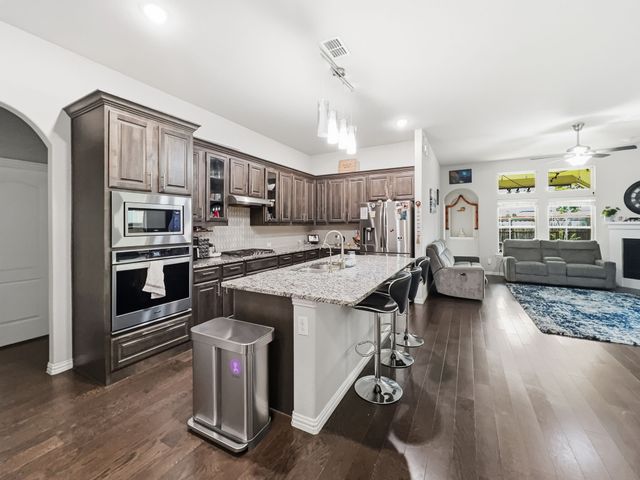 11841 Kynborrow Road, Fort Worth, TX 76052