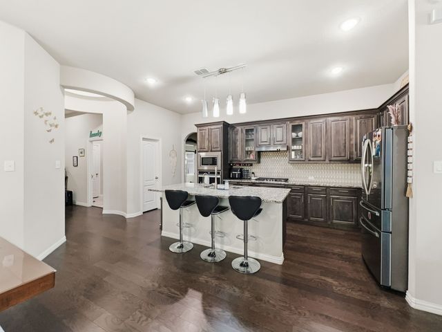 11841 Kynborrow Road, Fort Worth, TX 76052