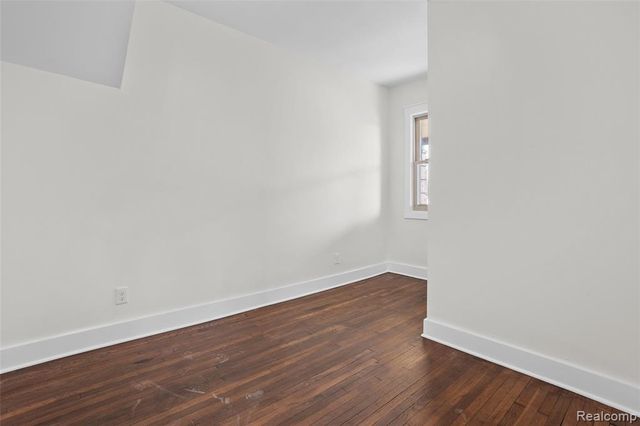 900 Hazelwood Street, Detroit, MI 48202