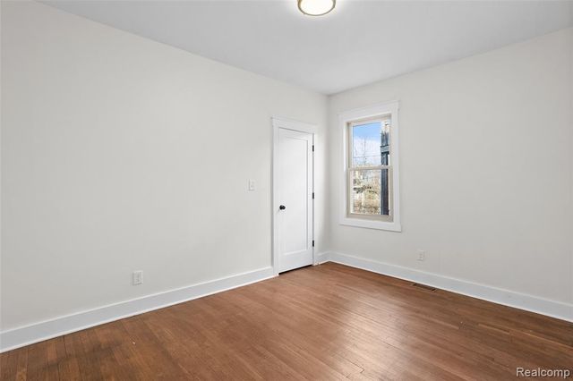 900 Hazelwood Street, Detroit, MI 48202