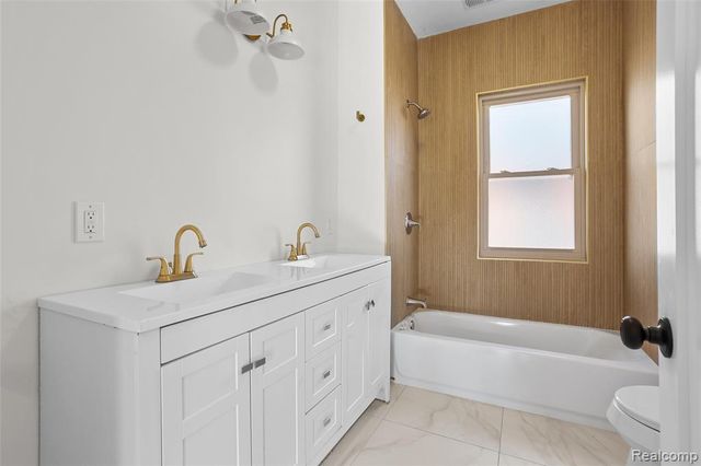 900 Hazelwood Street, Detroit, MI 48202