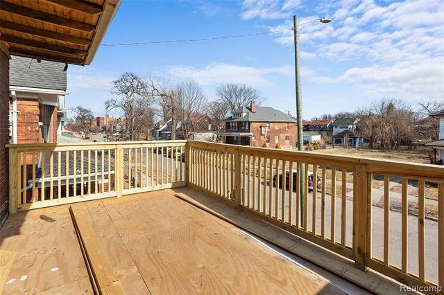 900 Hazelwood Street, Detroit, MI 48202